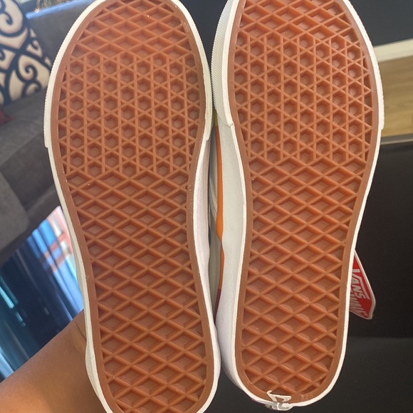 Brand new, #pride slip on vans! There is no box - Picture 7 of 7